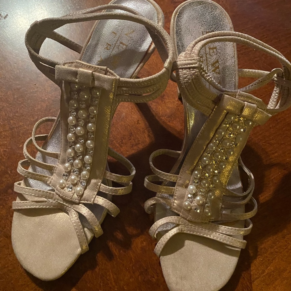 NY Transit heel